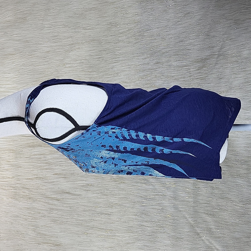 Express Tank Top - Picture 3 of 6